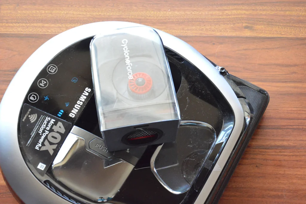 Samsung Powerbot R7070: A Review of its Artificial Intelligence Technology